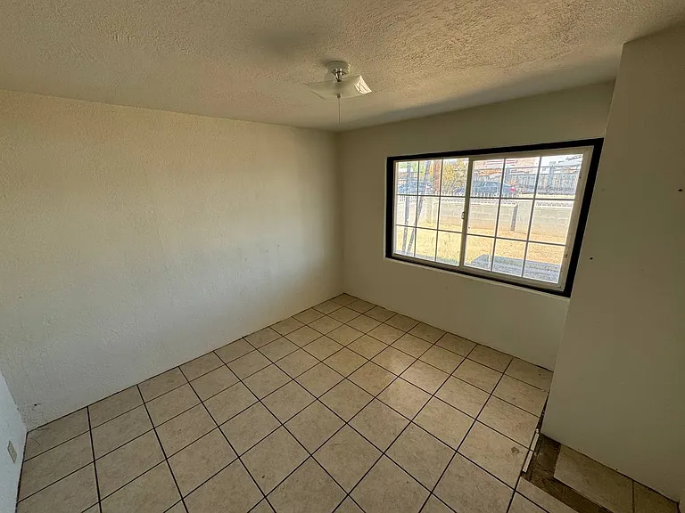 709 E Tonto St — Photo 8