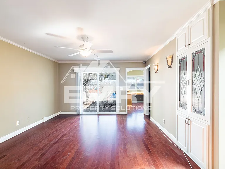 11902 Pine St — Photo 19