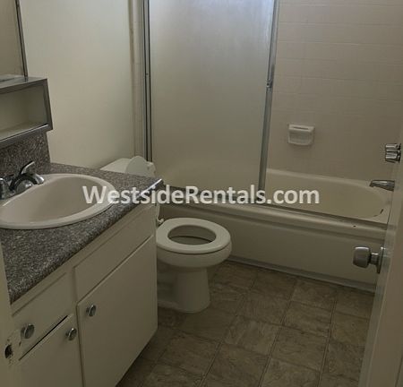 4th image of 8377 Northgate Ave APT 21