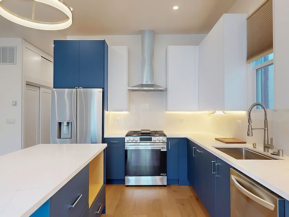 3rd image of 3278 21st St APT C