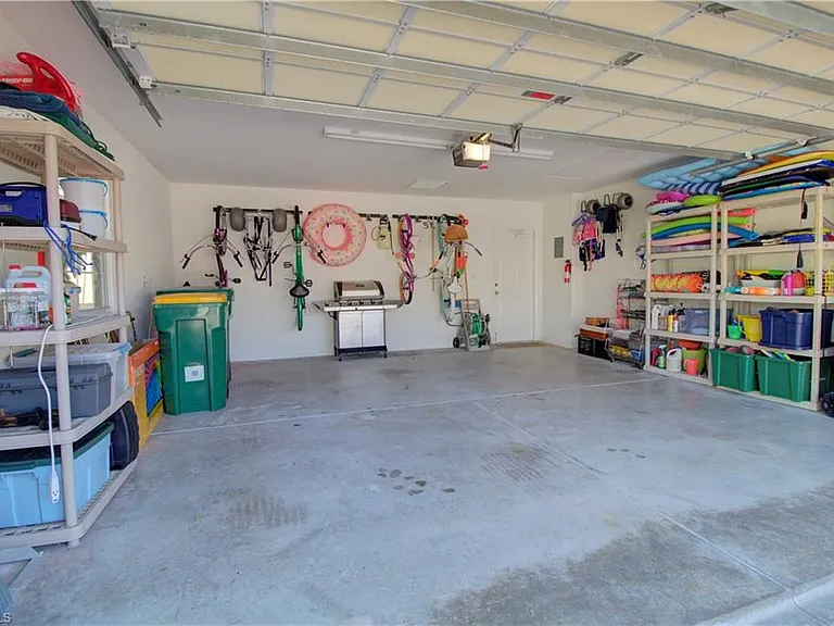 8109 Chianti Ln — Photo 26