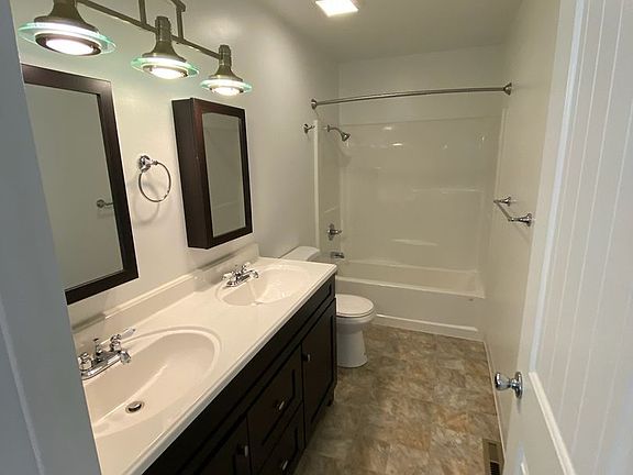 5th image of 1068 Wiloma Dr #2