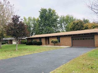 3126 Huntmaster Dr, Bowling Green, KY 42104