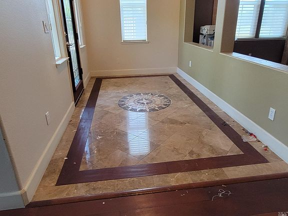 5th image of 1110 Bunker Ct