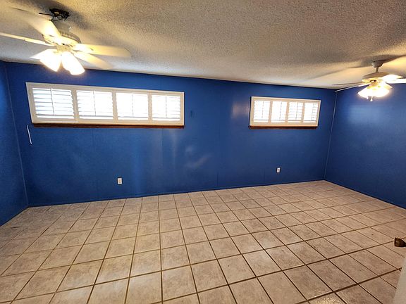 5th image of 10124 Honolulu Dr