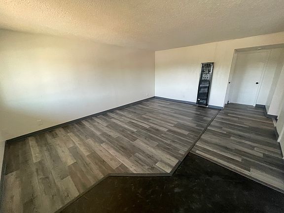5th image of 1525 N Beale Rd #1B-1Ba-700Sqft