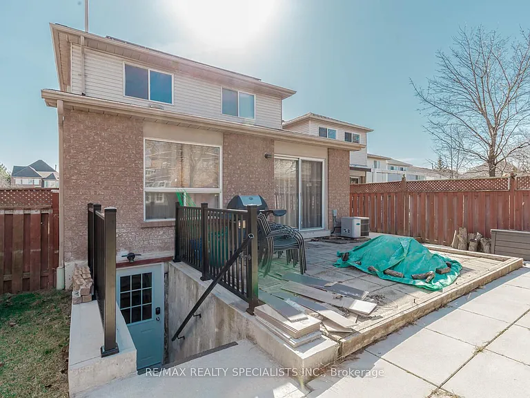 2535 Raglan Ct #LOWER — Photo 5
