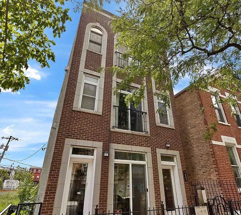 1427 W 17th St #3