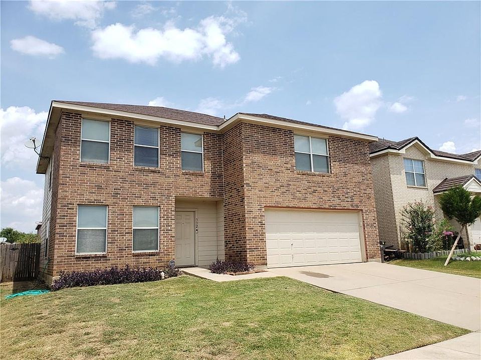 1st image of 332 Blairwood Dr