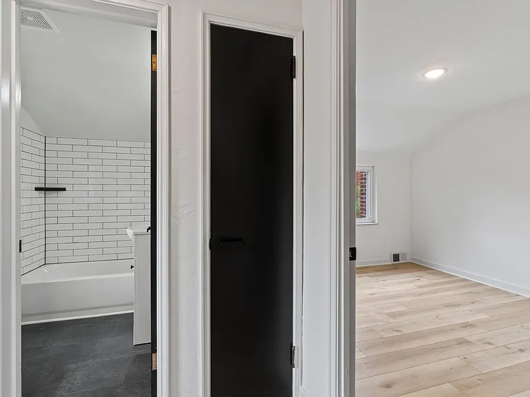 118 Ravilla Ave — Photo 14