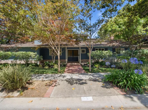 771 Center Dr, Palo Alto, CA 94301