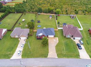 135 Hubert Rd, New Market, AL 35761