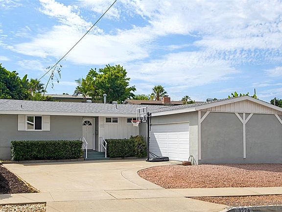 2nd image of 3224 Chauncey Dr