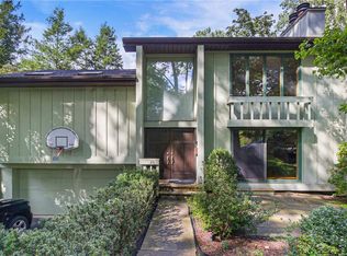 26 Beacon Hill Rd, Ardsley, NY 10502