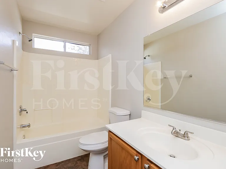 2532 E Olivine Rd — Photo 17