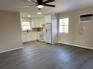 7 Locust Ave #W, Babylon, NY 11702