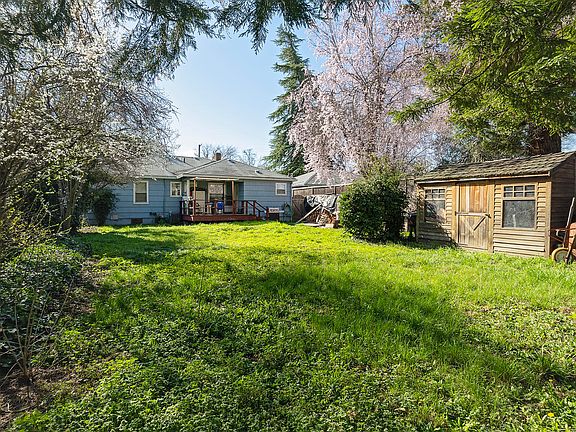 5th image of 1036 Winchester Ave