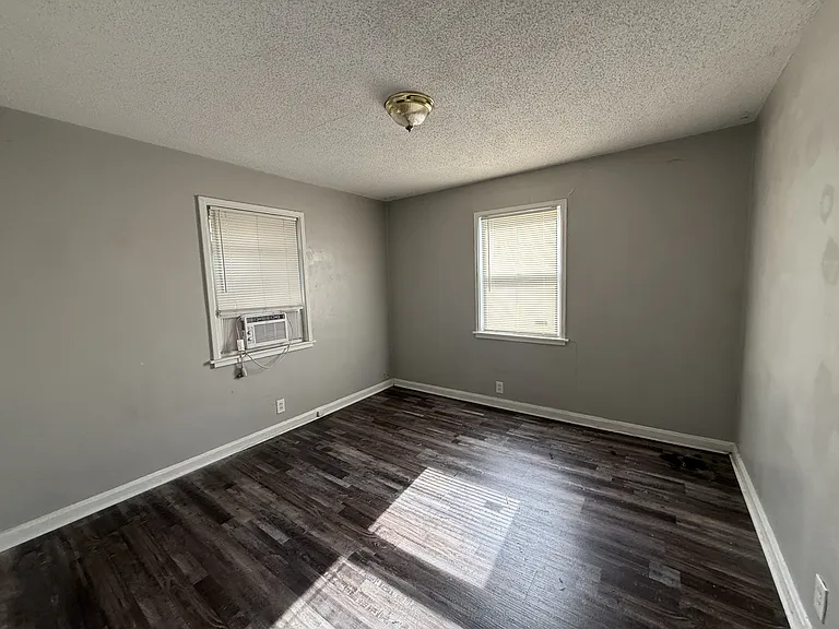 3718 Charloe Ct — Photo 5