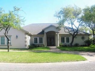 314 Olympic Dr, Rockport, TX 78382