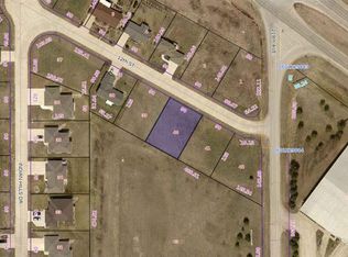 4106 12th St, Spirit Lake, IA 51360