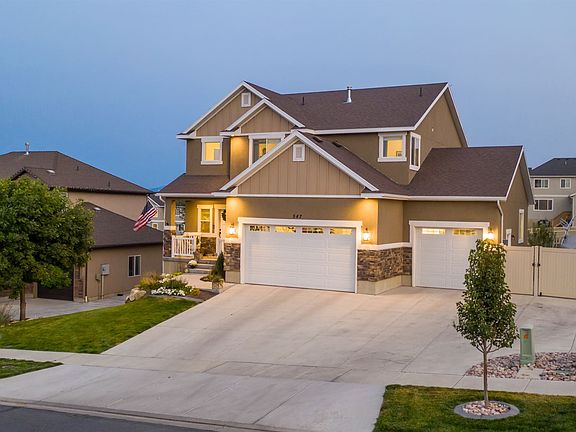 3rd image of 547 W Fox Hollow Dr