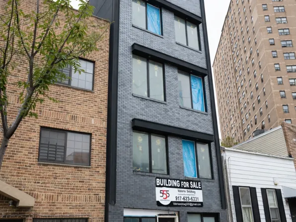 653 Maple Street image 1 of 1