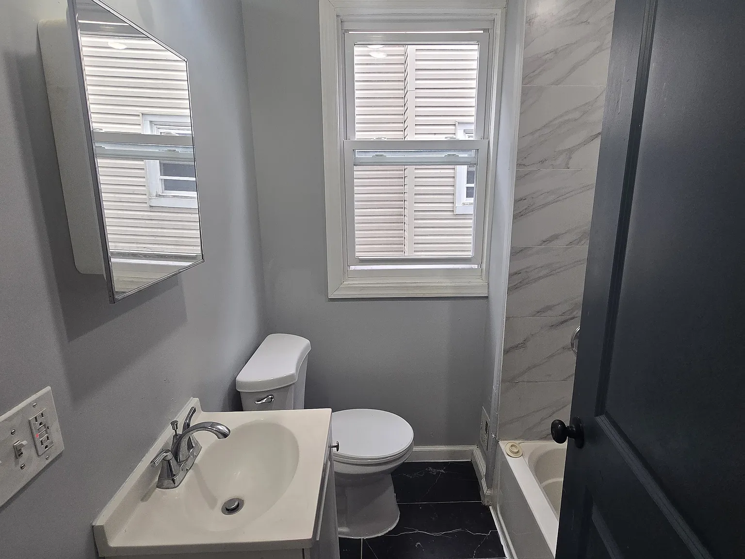 4 bed, $2,600 — Photo 3