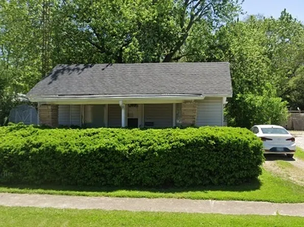 2209 Dewitt Ave, Mattoon, IL 61938