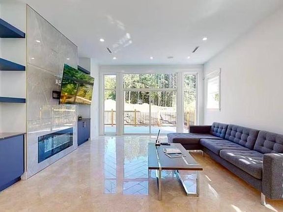 4th image of 1102 Largo Rd #2