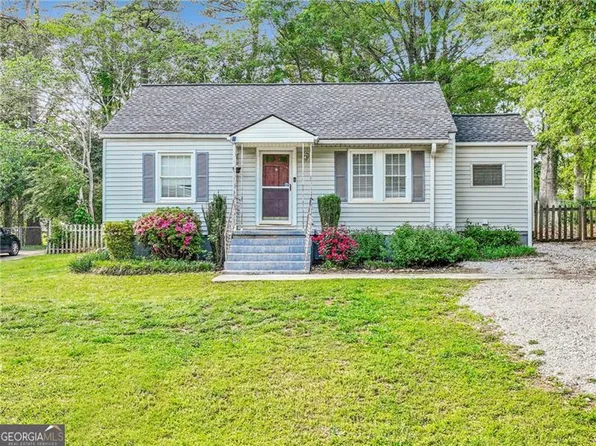 118 Greenwood St, Fairburn, GA 30213