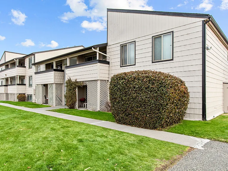 Brix Apartments — Photo 44