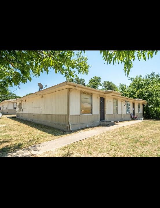 810 Central Ave 810 Central Ave Bowie TX Zillow