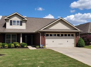208 Summer Cove Cir NW, Madison, AL 35757