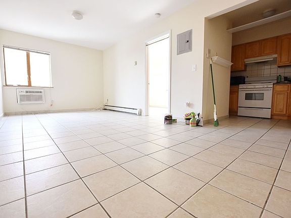 5th image of 23-33 Steinway Ave #3