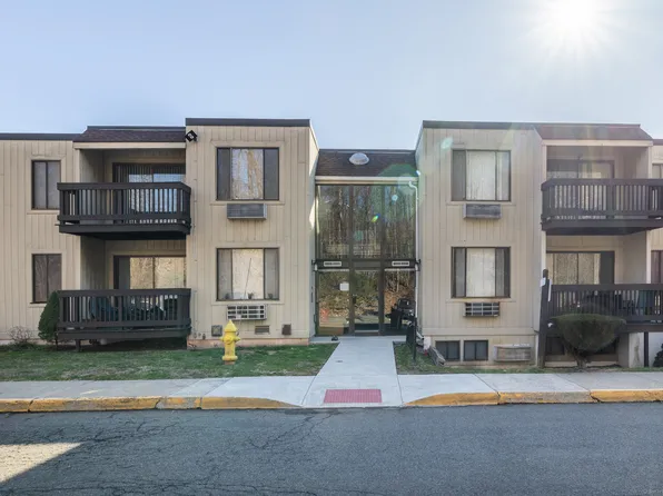 175 Mill Pond Road #116, Hamden, CT 06514