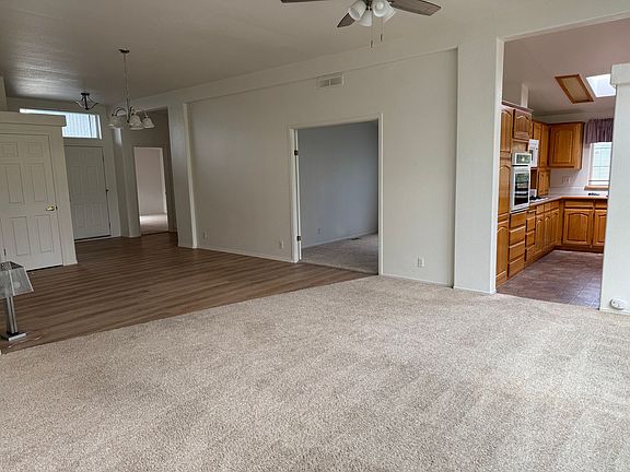 4th image of 158 Village Dr