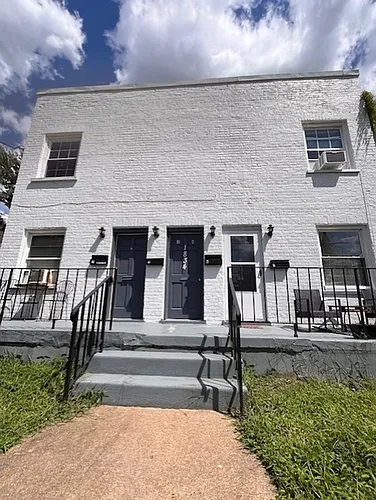 1834 Lakeview Ave Photo 1