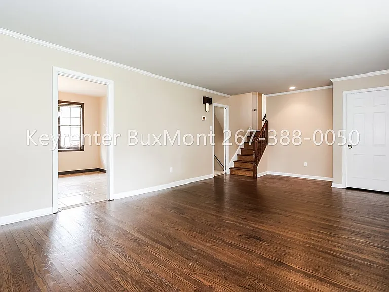 1041 Fitch Rd — Photo 8