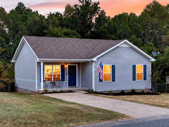 2nd image of 2859 Rome Ln