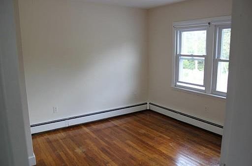 5th image of 1063 West St #3