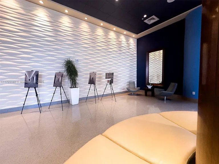 6365 Collins Ave #1506 — Photo 25