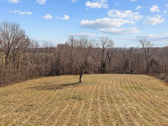 5th image of 745 Pardon Road