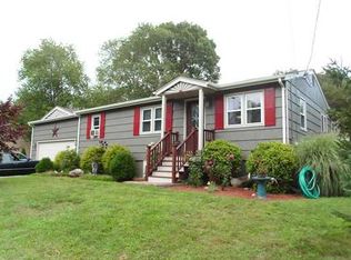 39 Fernleaf Trl, Narragansett, RI 02882