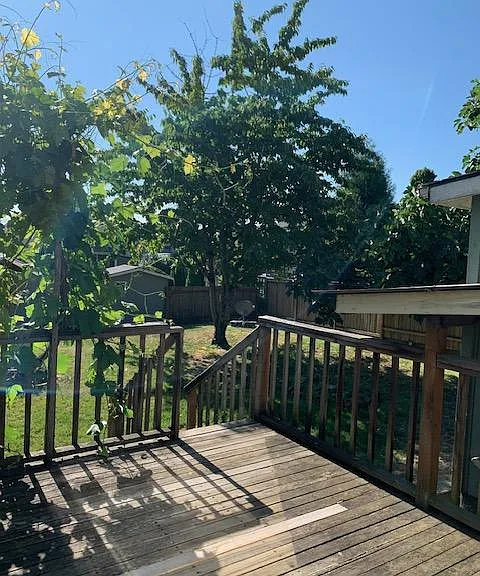 5726 S Corbett Ave — Photo 2
