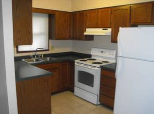1841 Manor Haus Ct APT 3, Goshen, IN 46526