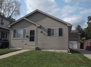 1806 45th St, Kenosha, WI 53140