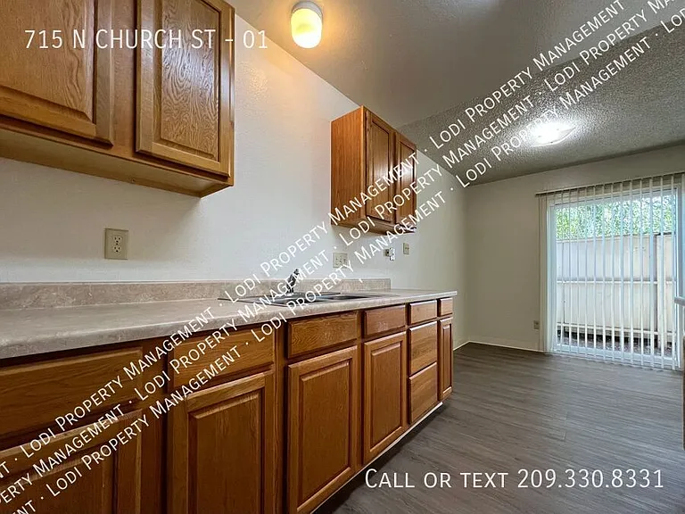 715 N Church St #1 — Photo 8