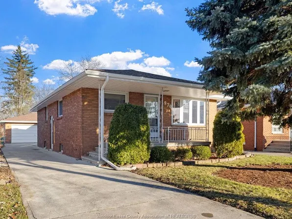 1970 Ferndale Ave, Windsor, ON N8T 2L1