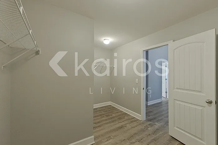 141 Whitton Ct — Photo 18