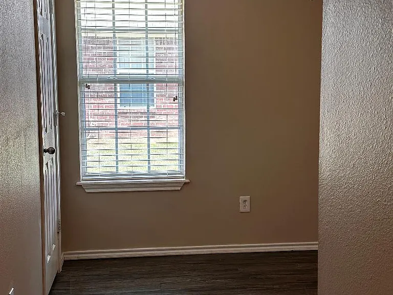 112 S Elm Creek Dr #112 — Photo 8